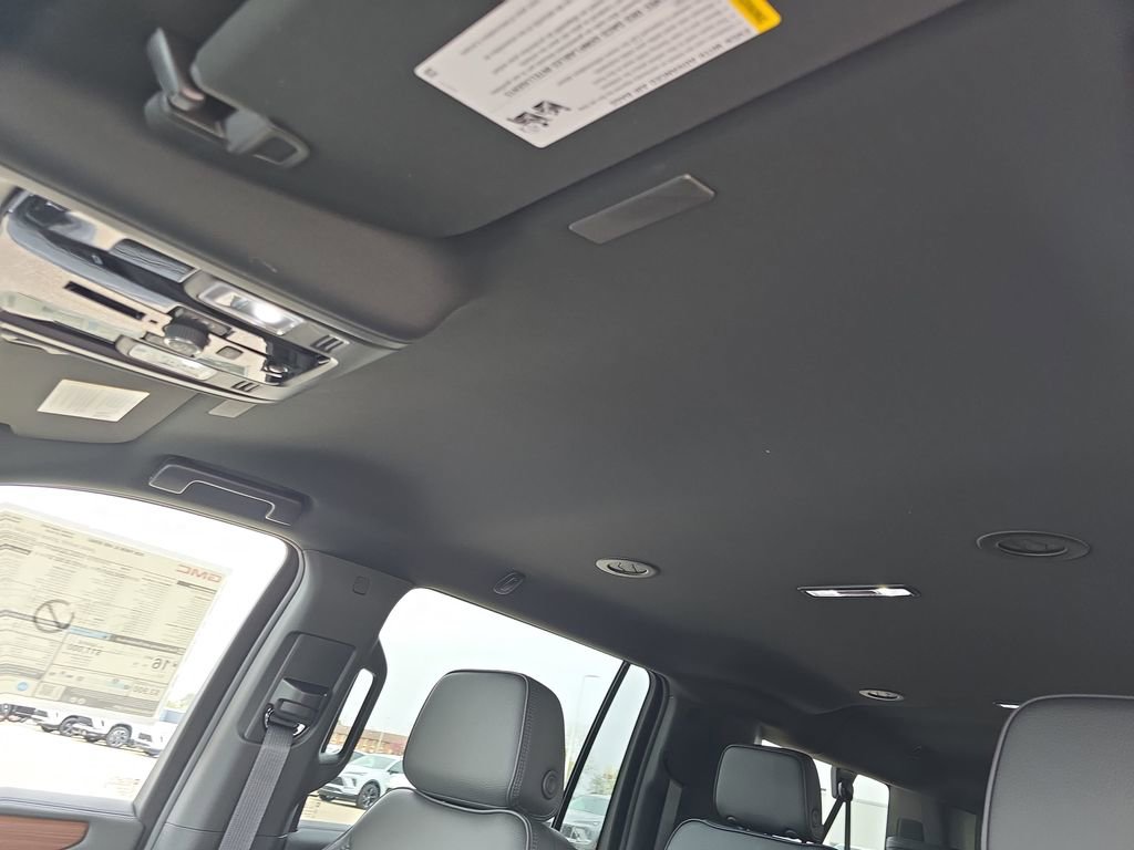New 2026 GMC Yukon XL Denali w/ LPO, Floor Liner Package AWD/4WD image 34