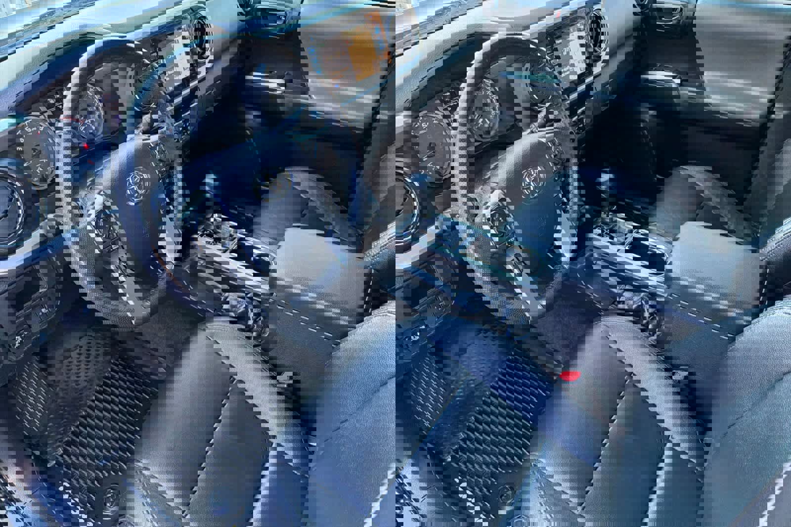 Used 2019 Toyota Tacoma SR5 image 13