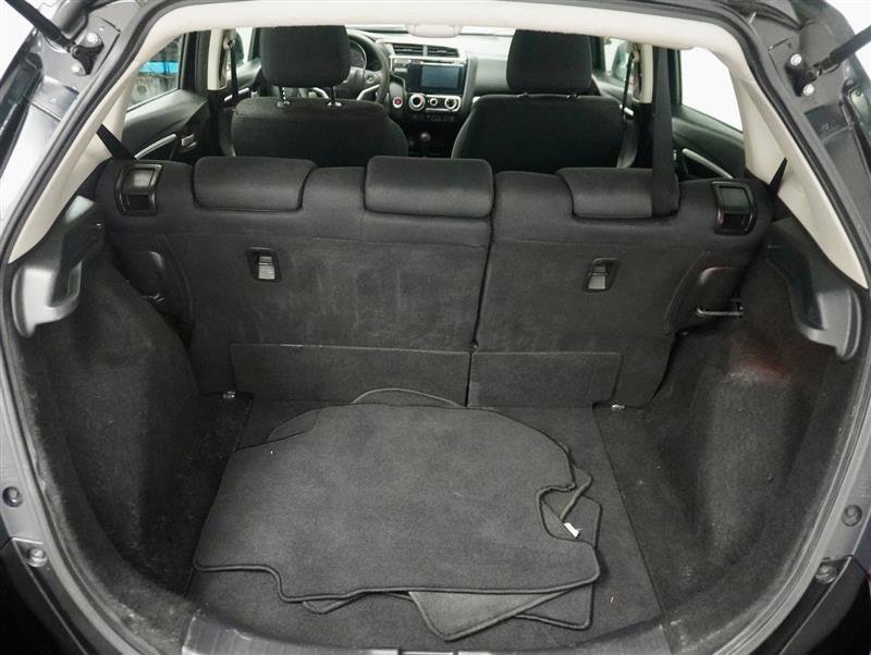 Used 2017 Honda Fit EX image 40