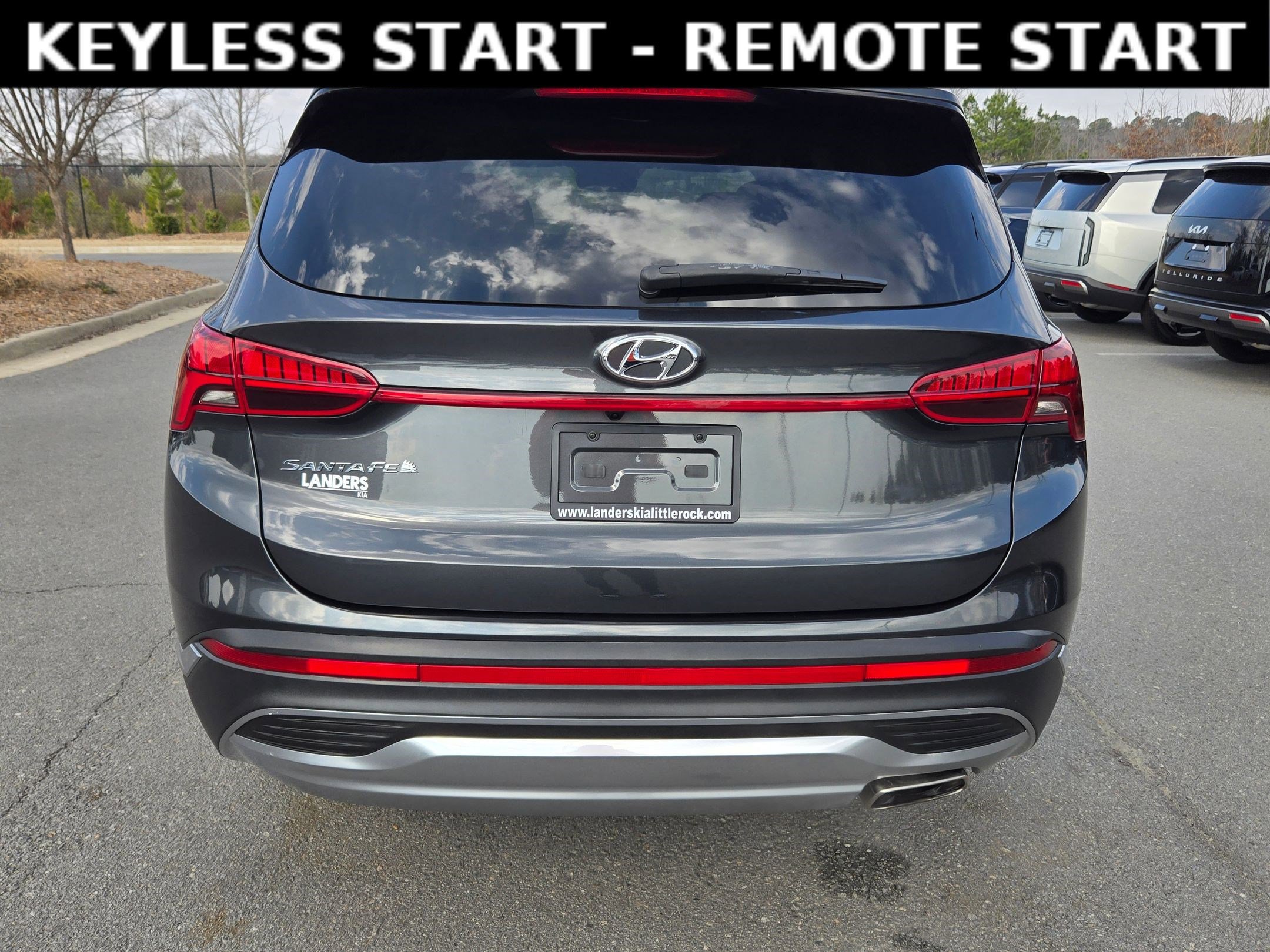 Used 2021 Hyundai Santa Fe SEL w/ Convenience Package image 6