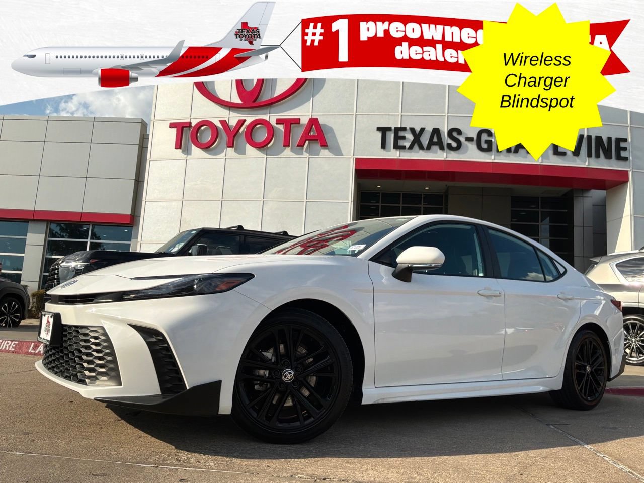 Used 2026 Toyota Camry SE FWD image 1