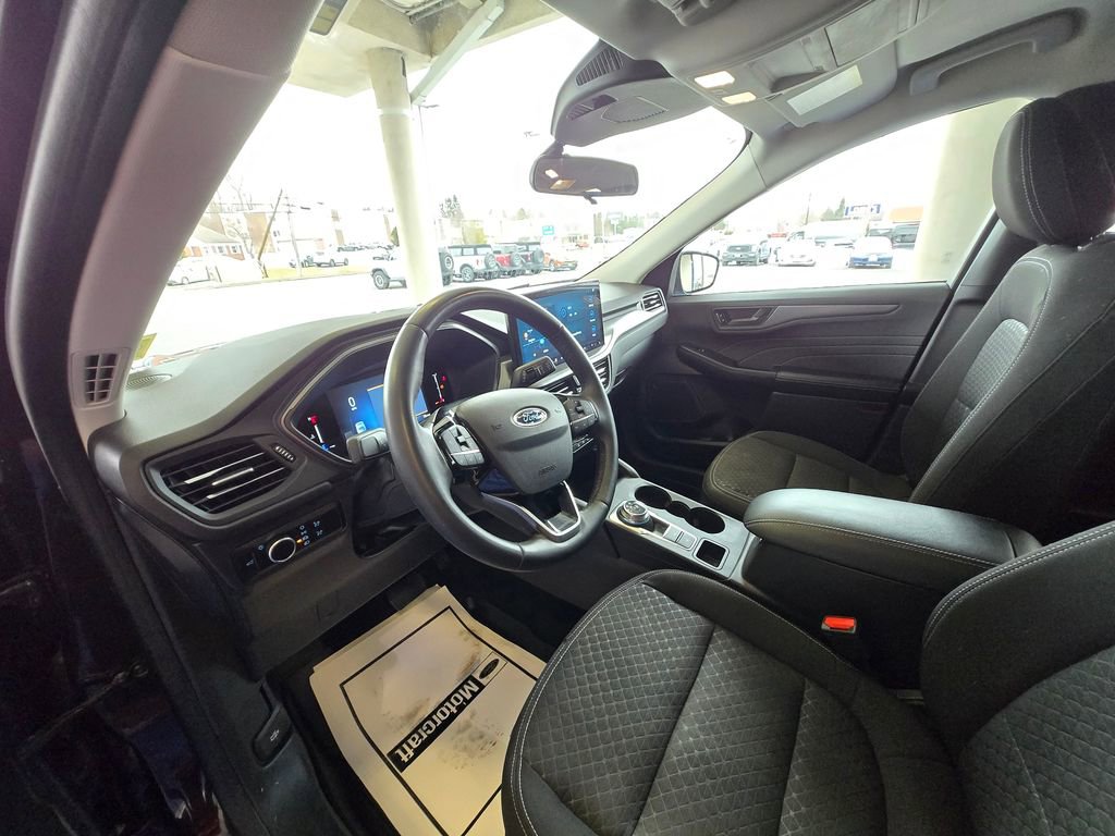 Used 2023 Ford Escape Active w/ Tech Pack #1 image 11
