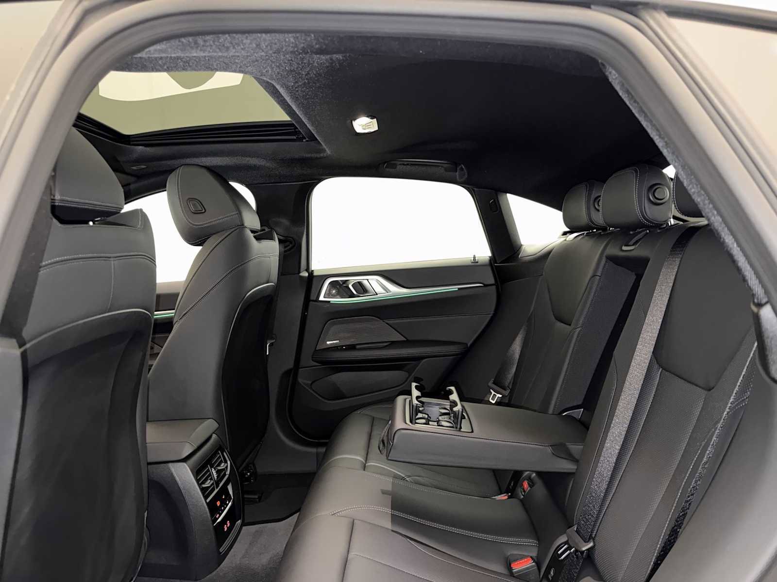 Used 2025 BMW i4 eDrive40 w/ Premium Package image 21