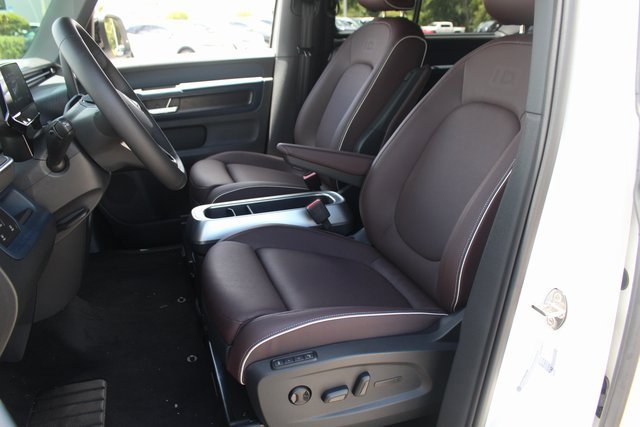 New 2025 Volkswagen ID. Buzz Pro S image 12