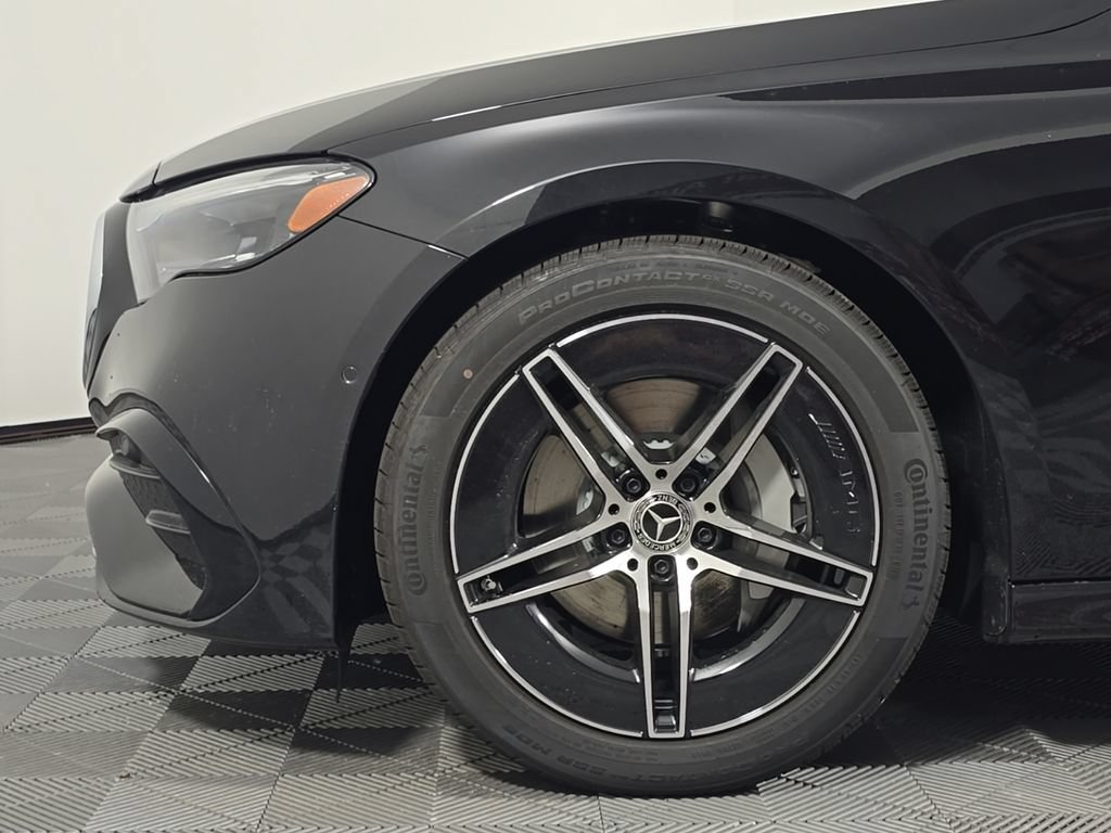 New 2026 Mercedes-Benz E 350 4MATIC Sedan image 11