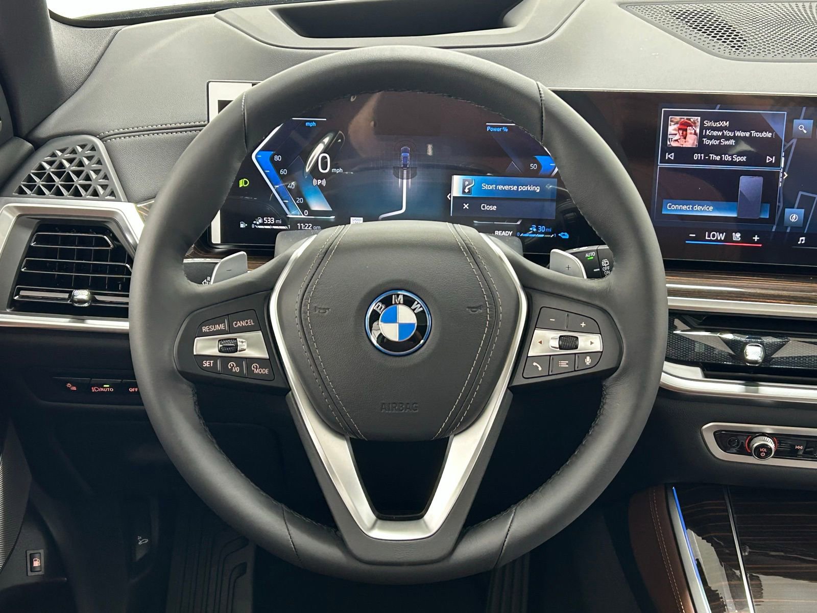 Used 2026 BMW X5 xDrive50e w/ Climate Comfort Package image 12