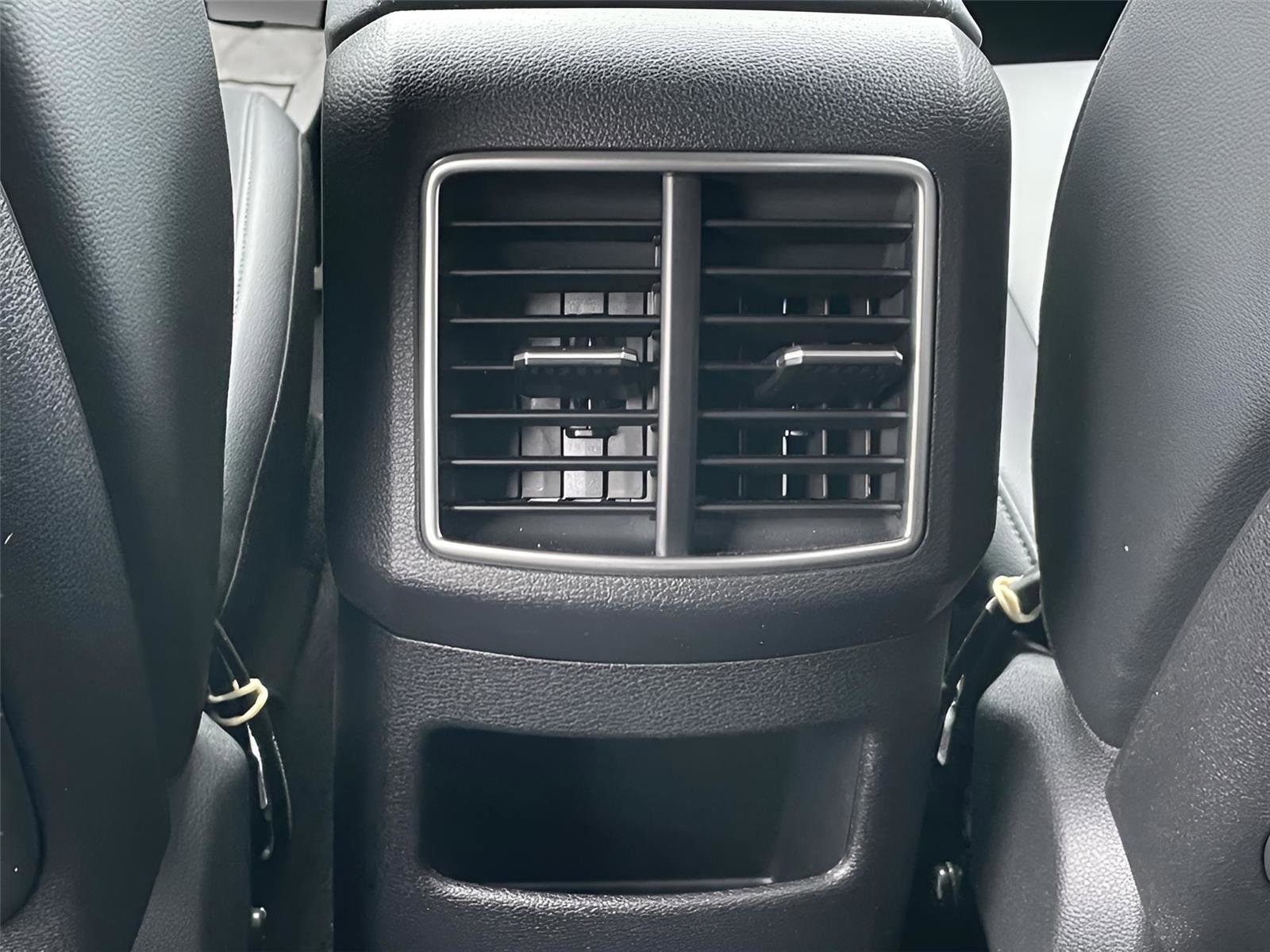 Used 2025 Kia Sportage X-Line image 18