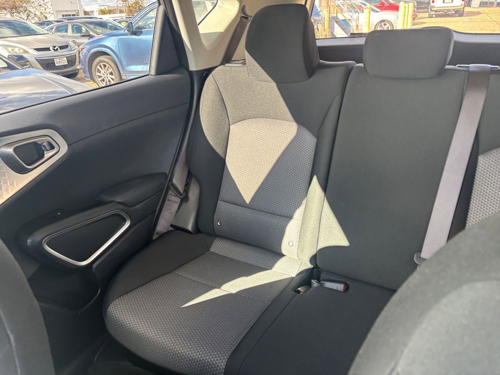 Used 2025 Kia Soul LX w/ LX Technology Package image 37