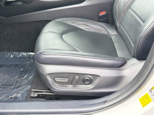 Used 2021 Toyota Avalon Limited w/ Advanced Safety Package FWD image 20