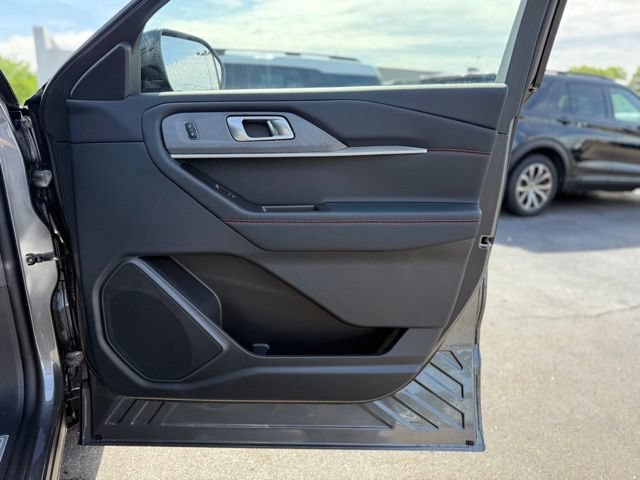 New 2026 Ford Explorer ST-Line AWD/4WD image 19