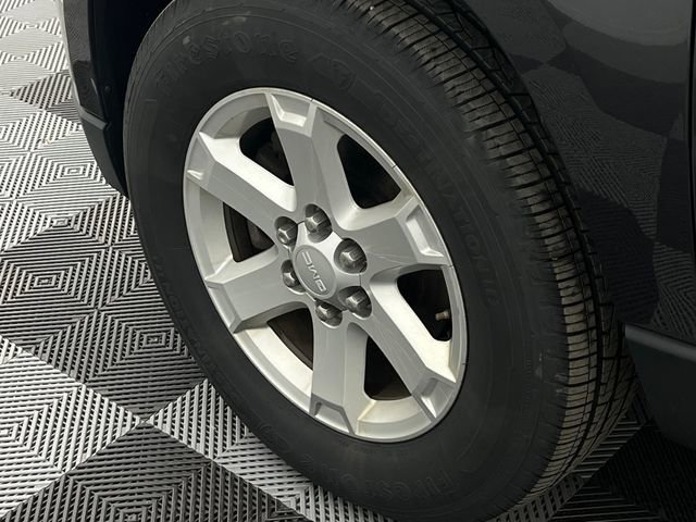 Used 2016 GMC Acadia SLE image 11