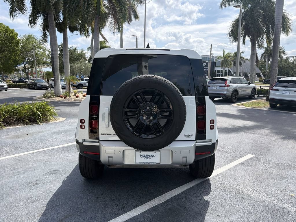 Used 2025 Land Rover Defender 110 S AWD/4WD image 7