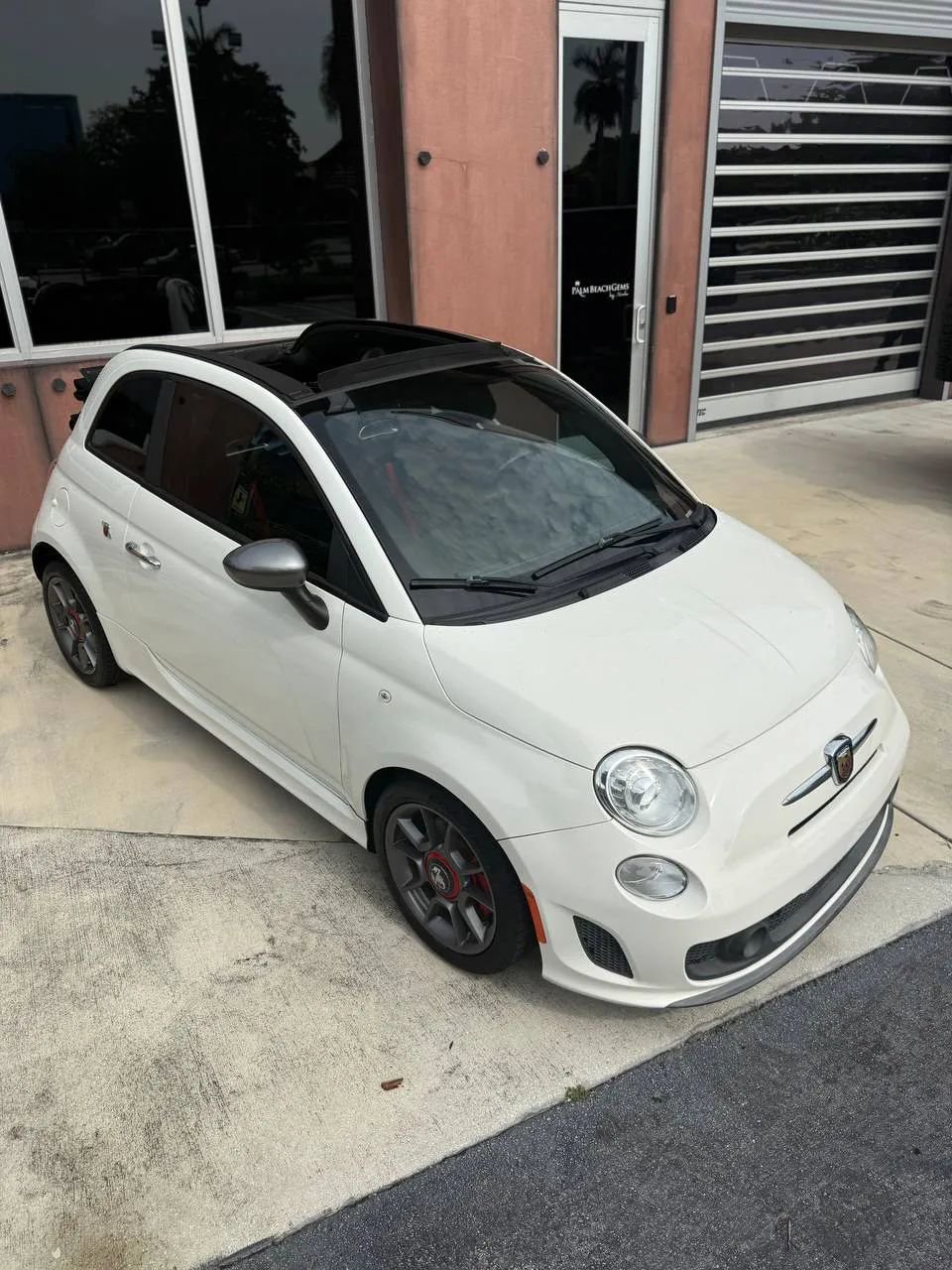 Used 2013 FIAT 500 Abarth image 4