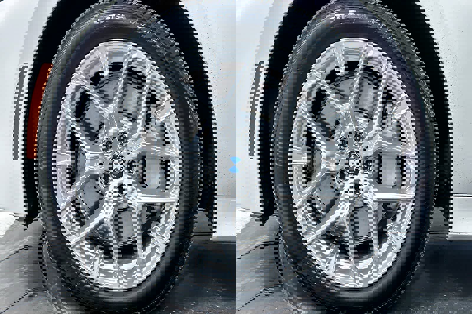 Used 2025 BMW 330i xDrive Sedan w/ Convenience Package image 26