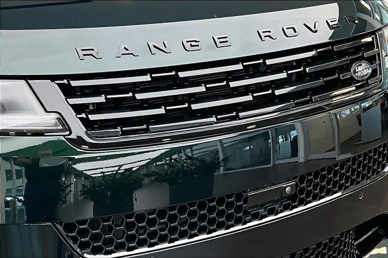 Used 2026 Land Rover Range Rover Sport SV AWD/4WD image 31