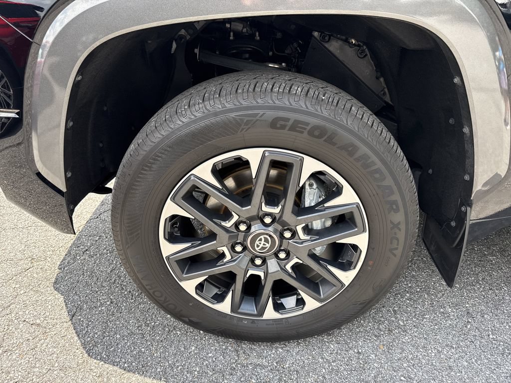 Used 2026 Toyota Tundra Limited AWD/4WD image 15