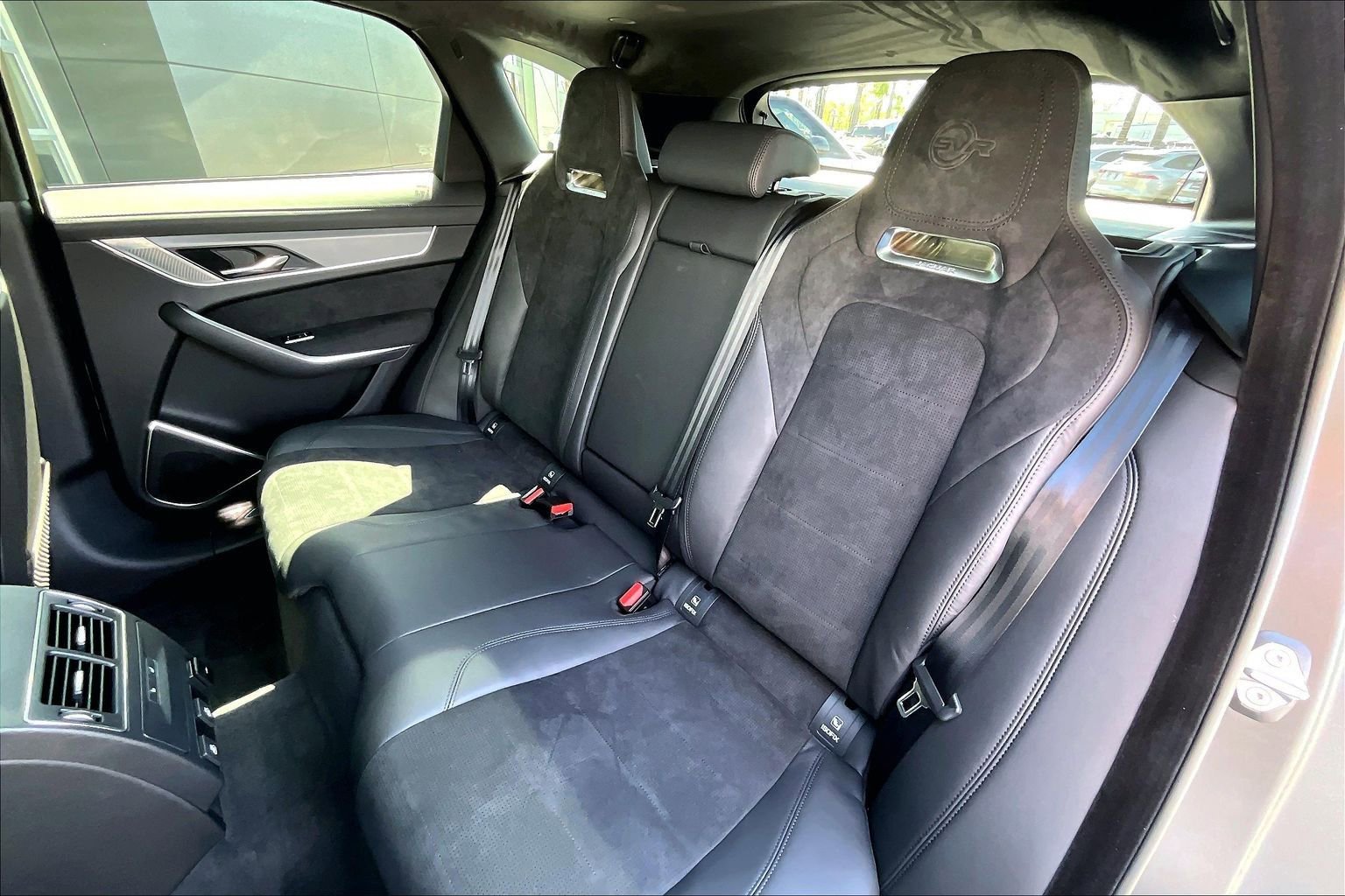 New 2026 Jaguar F-PACE SVR image 10