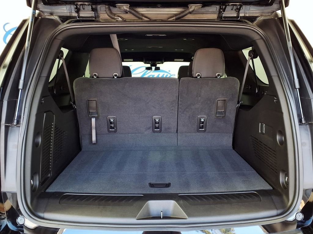 Used 2022 GMC Yukon XL SLE w/ Gmc Pro Safety Plus Package image 10