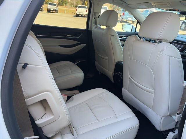 Used 2023 Buick Enclave Essence image 20