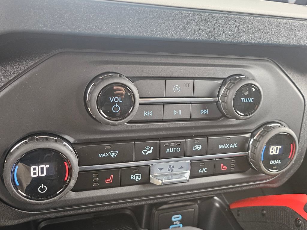 New 2025 Ford Bronco Heritage Edition image 20