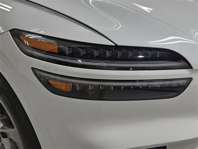 Used 2026 Genesis GV70 2.5T Select image 16