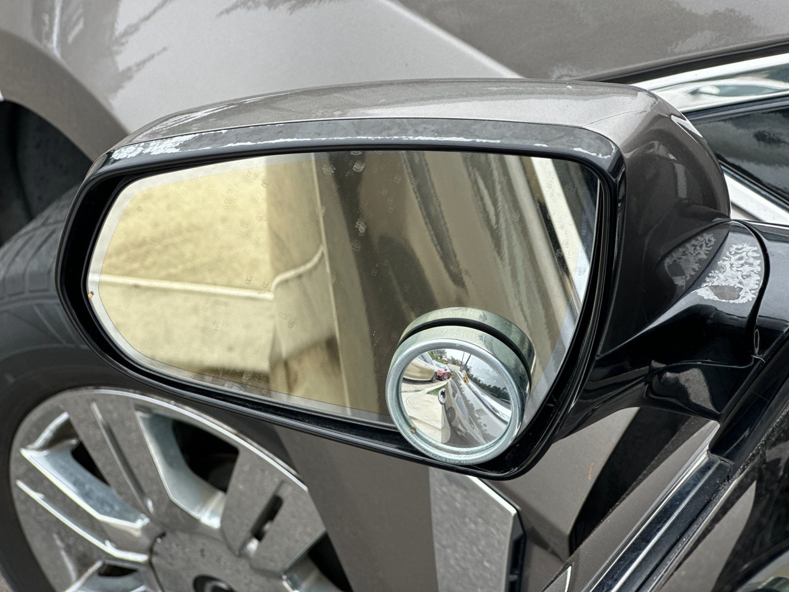 Used 2011 Cadillac SRX Performance FWD image 9