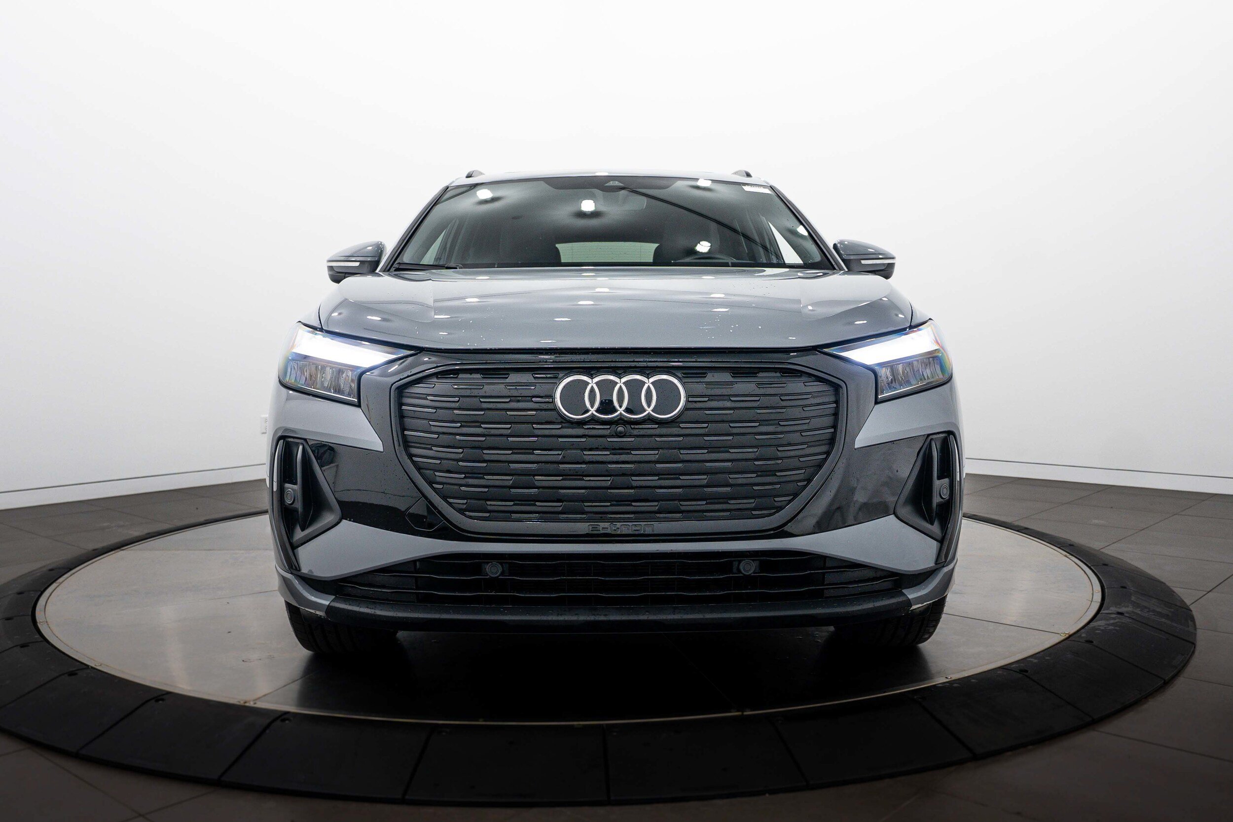 Certified 2023 Audi Q4 e-tron Premium Plus w/ Premium Plus AWD/4WD image 23