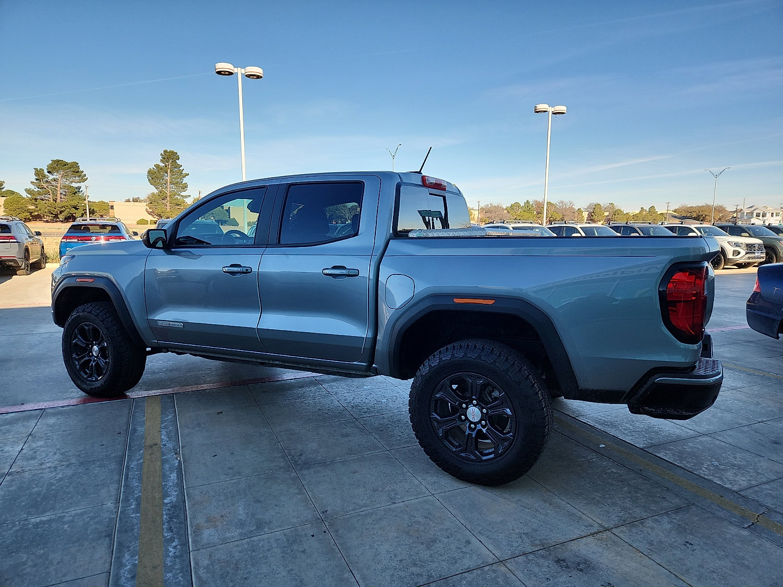 Used 2023 GMC Canyon Elevation w/ Elevation Premium Package image 4