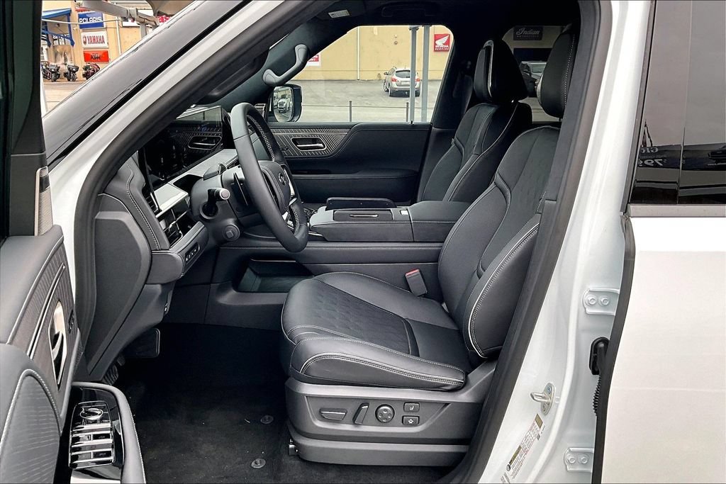 New 2026 INFINITI QX80 Autograph AWD/4WD image 11