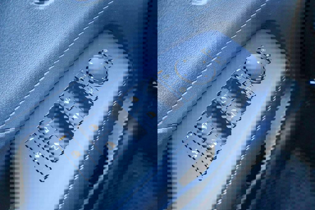 New 2026 Hyundai Kona SE image 20