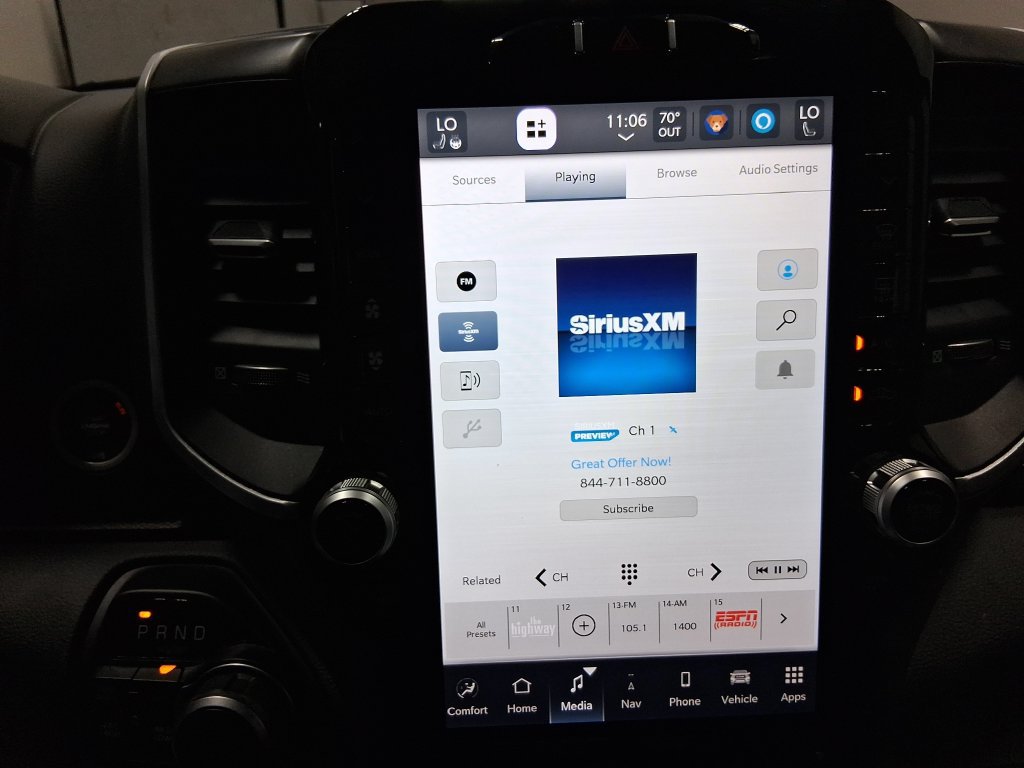 Used 2023 RAM 1500 Big Horn AWD/4WD image 3