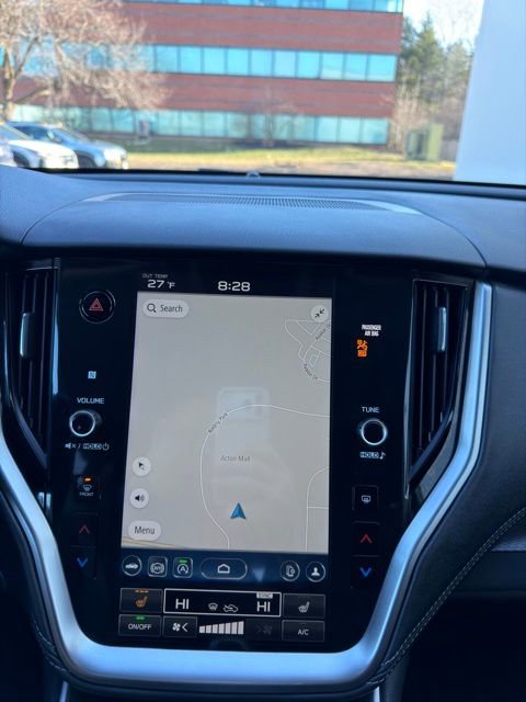 Used 2025 Subaru Outback Premium image 10