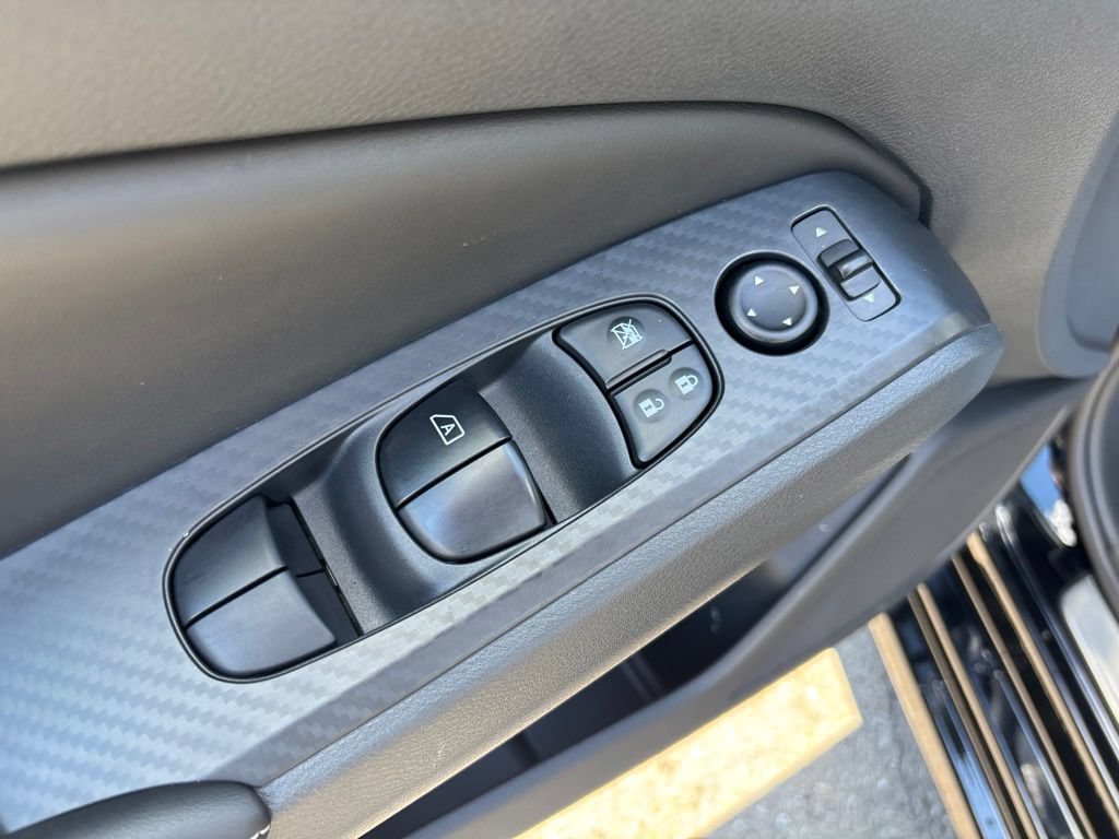 Certified 2025 Nissan Altima 2.5 SV w/ SV Special Edition Package AWD/4WD image 16