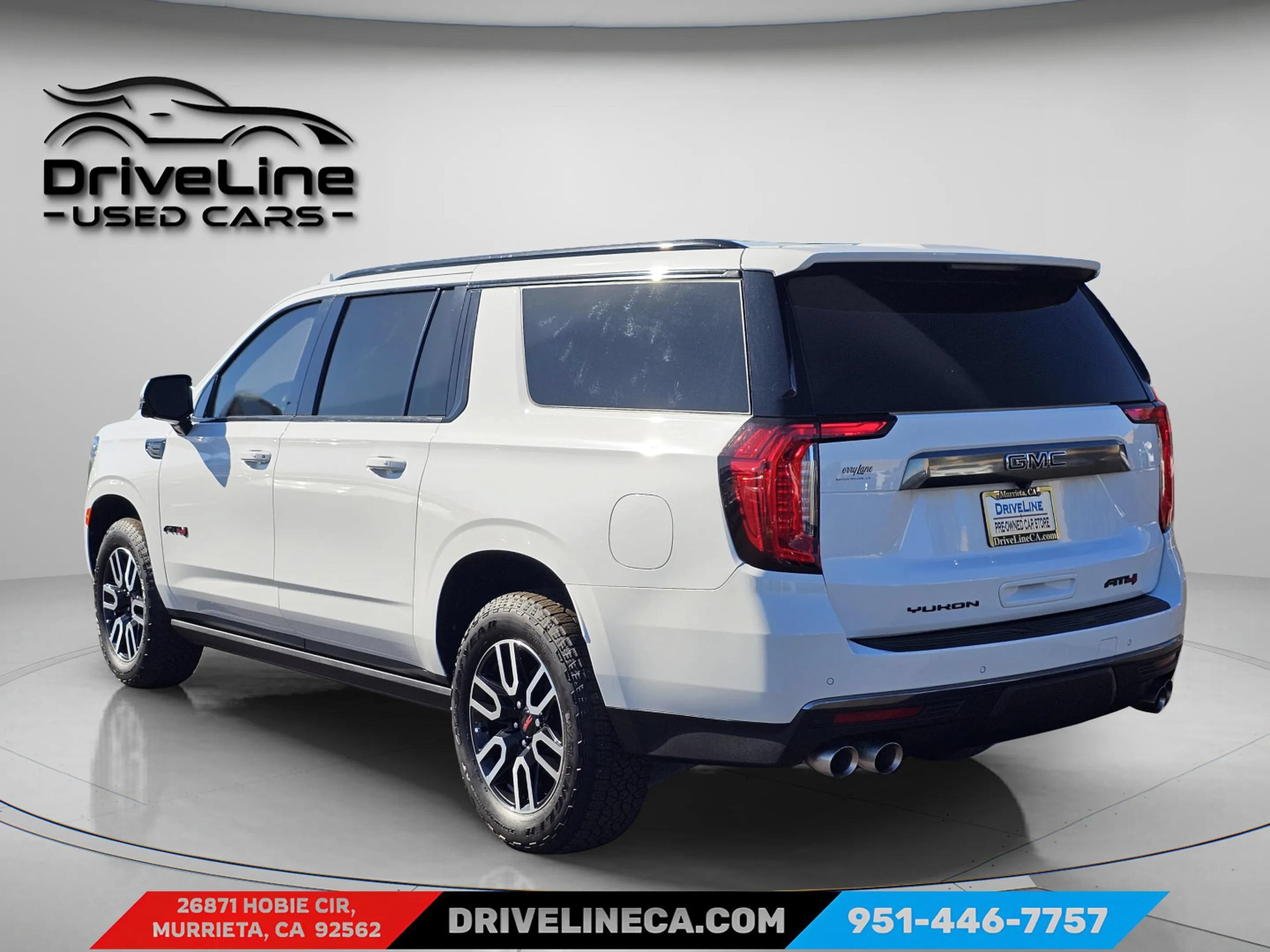 Used 2022 GMC Yukon XL AT4 w/ Technology Package AWD/4WD image 8