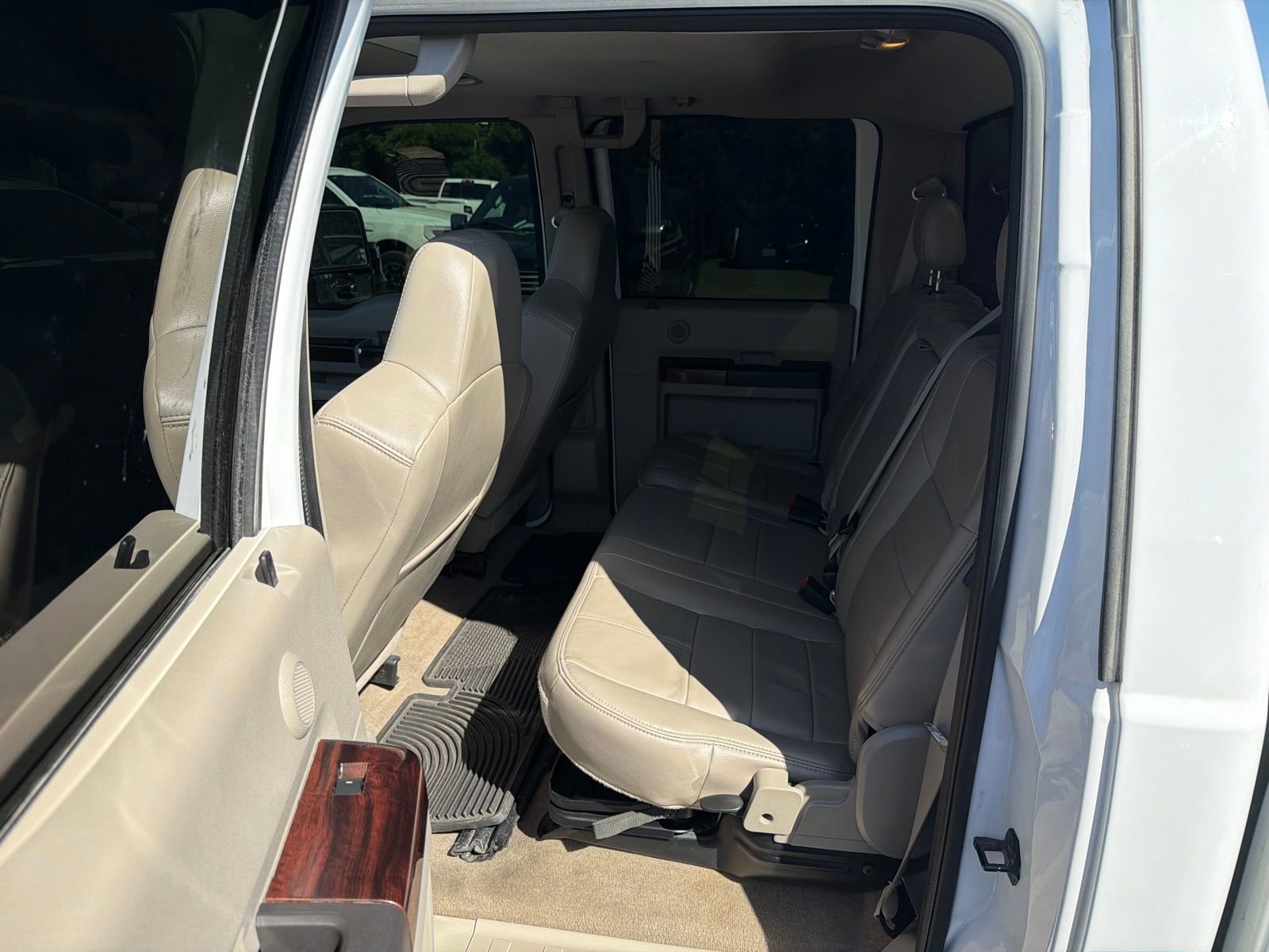 Used 2008 Ford F450 Lariat image 12