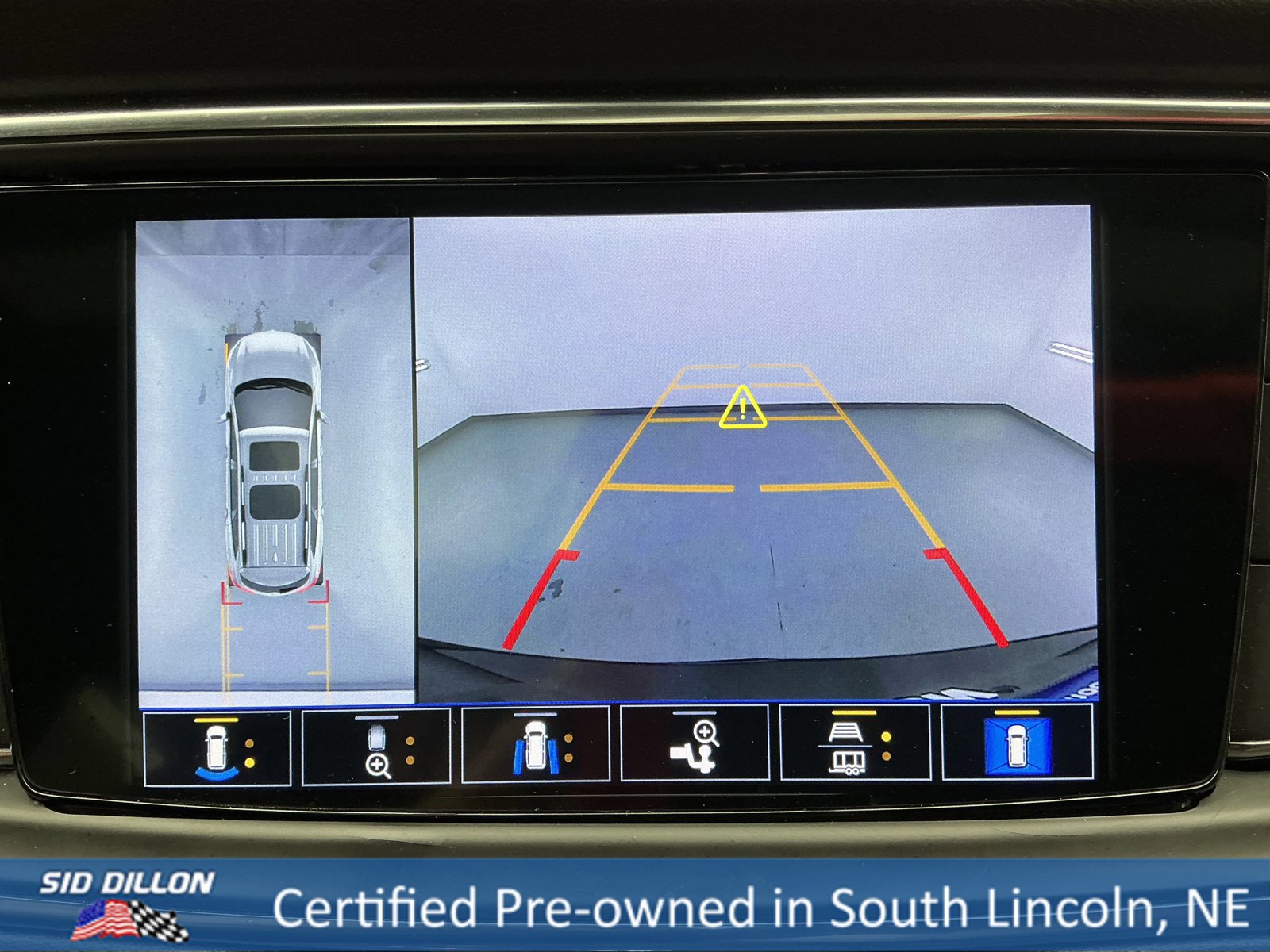 Used 2022 Buick Enclave Avenir w/ Avenir Technology Package image 7