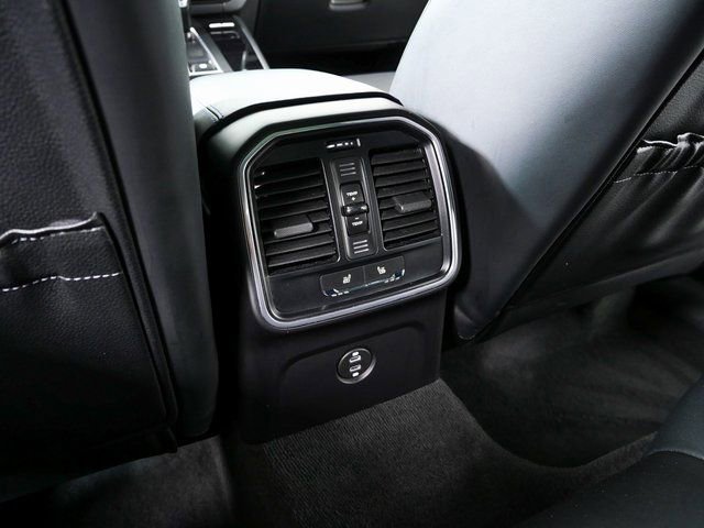 Certified 2023 Porsche Macan Turbo image 22