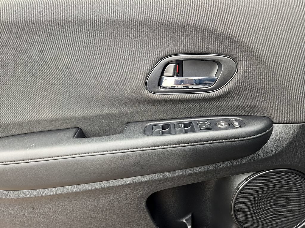 Used 2022 Honda HR-V Sport image 16