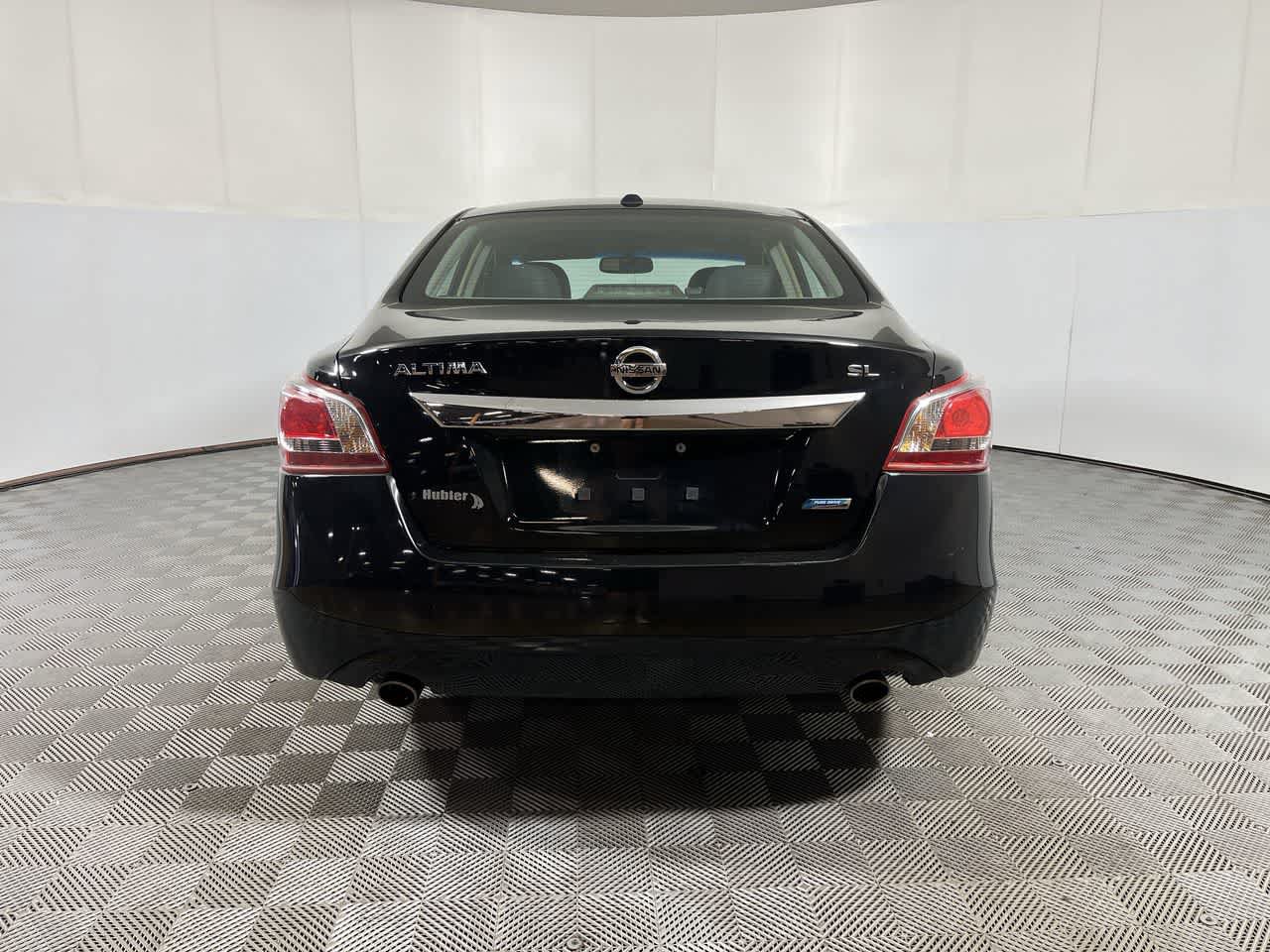 Used 2013 Nissan Altima 2.5 SL w/ Technology Pkg FWD image 7