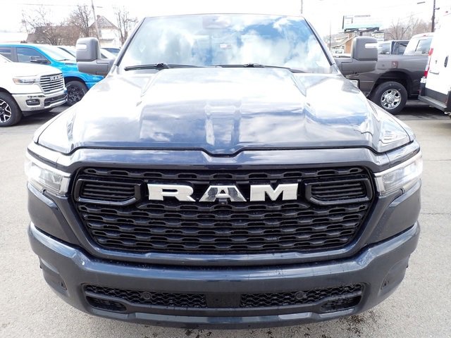 New 2026 RAM 1500 4x4 Crew Cab image 10