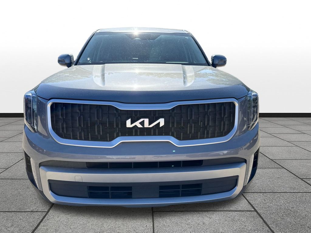 Used 2023 Kia Telluride LX FWD image 8