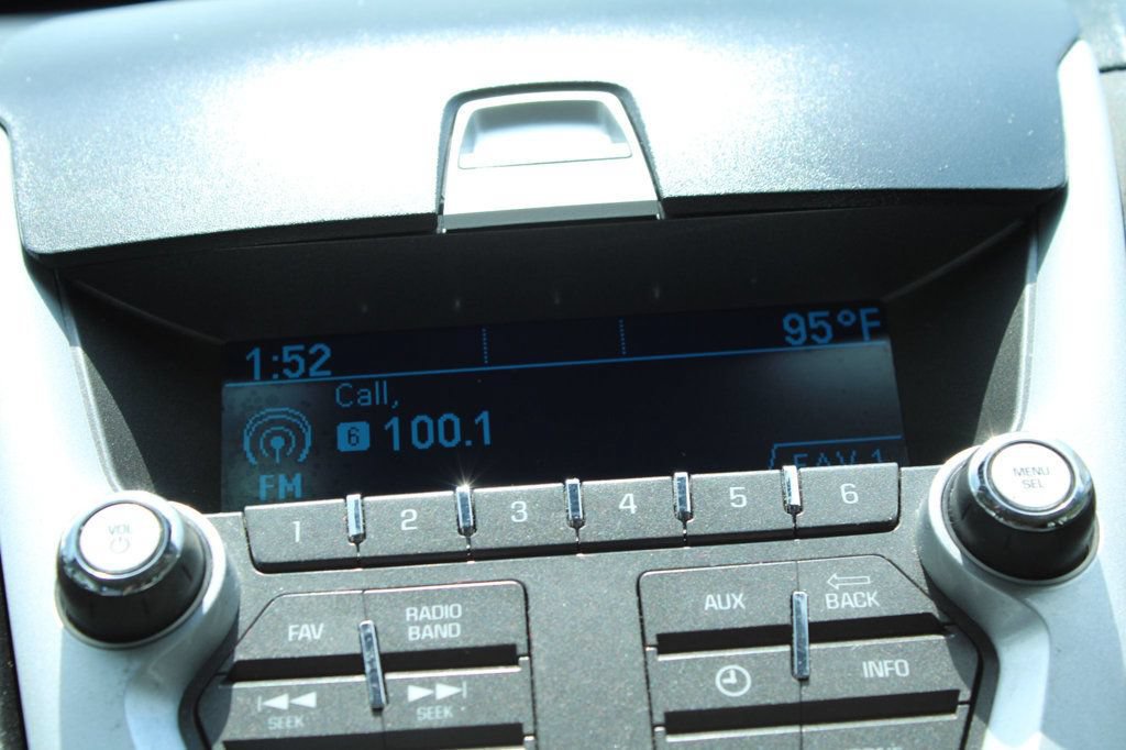 Used 2013 Chevrolet Equinox LS FWD image 17