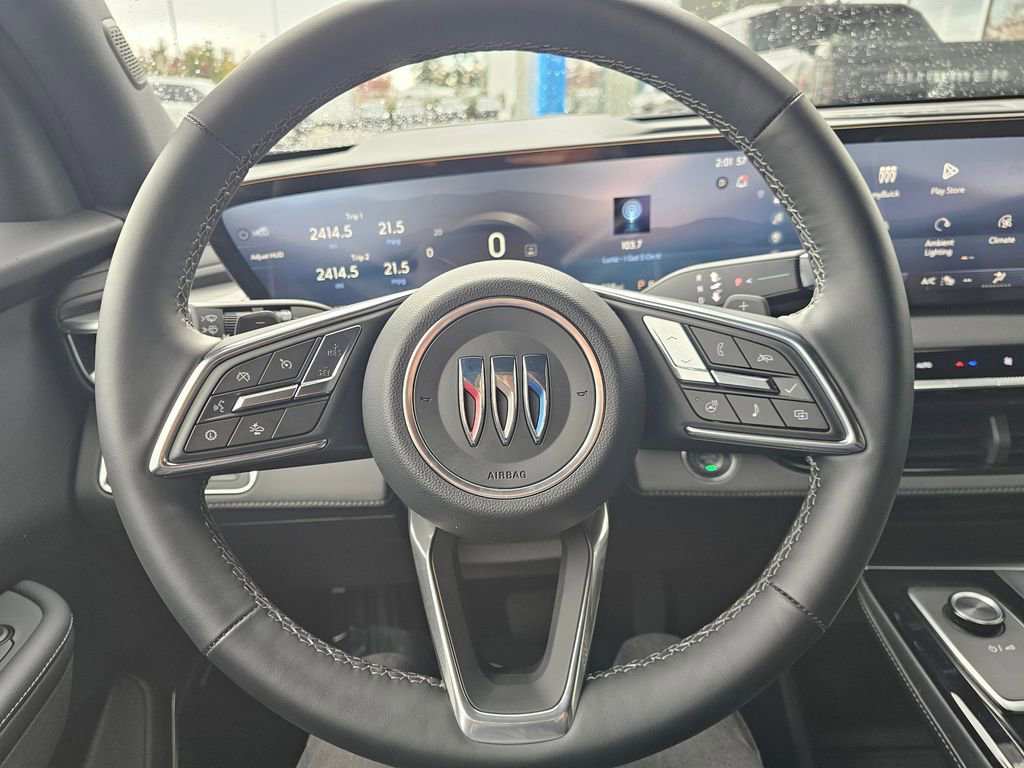 Used 2025 Buick Enclave Preferred w/ Power Package image 23