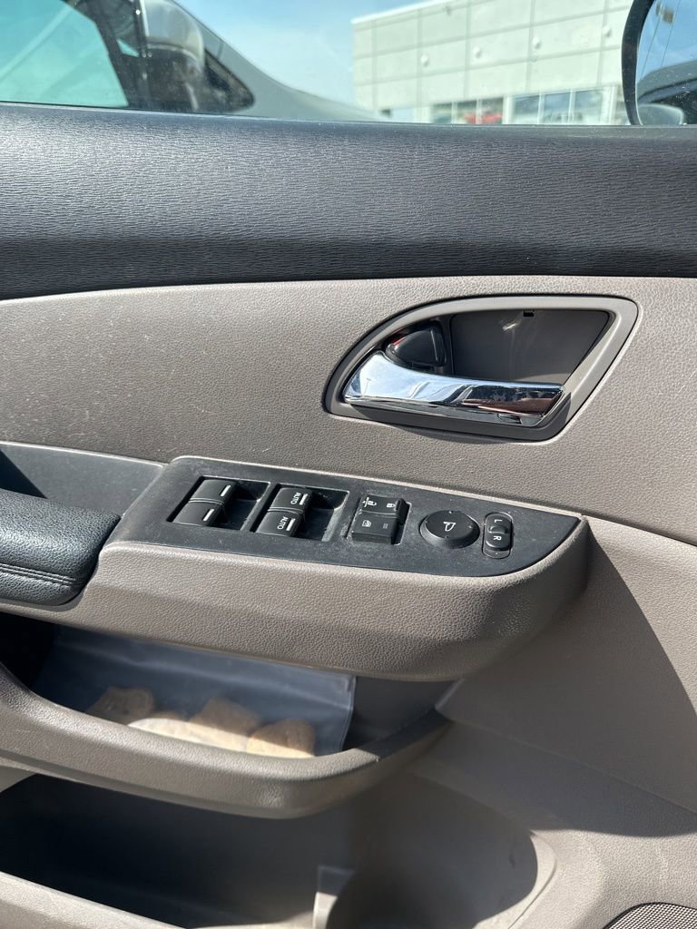 Used 2014 Honda Odyssey EX-L image 10