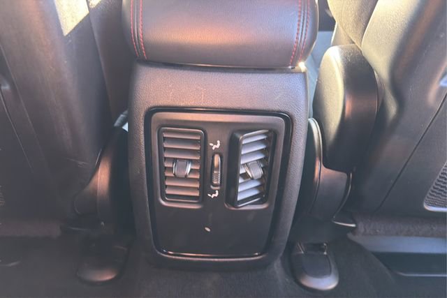 Used 2023 Dodge Durango GT image 32