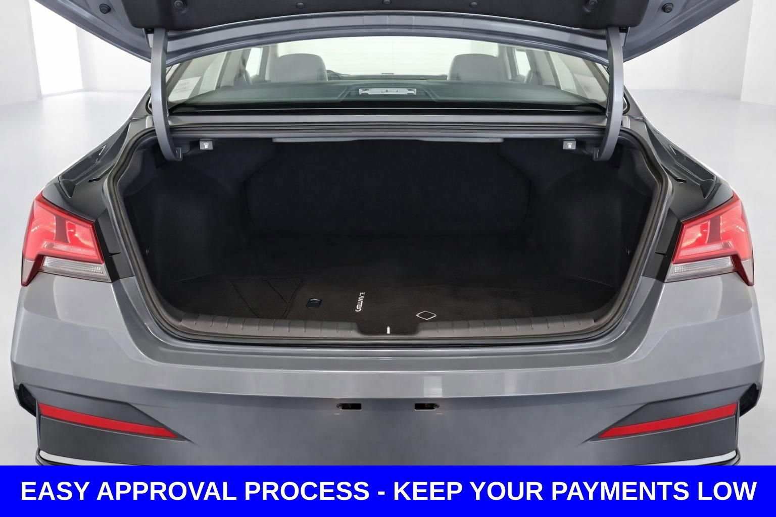 Used 2024 Hyundai Elantra SEL image 22