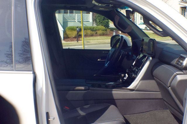 Used 2023 Lexus LX 600 4WD w/ Interior Upgrade Package image 37