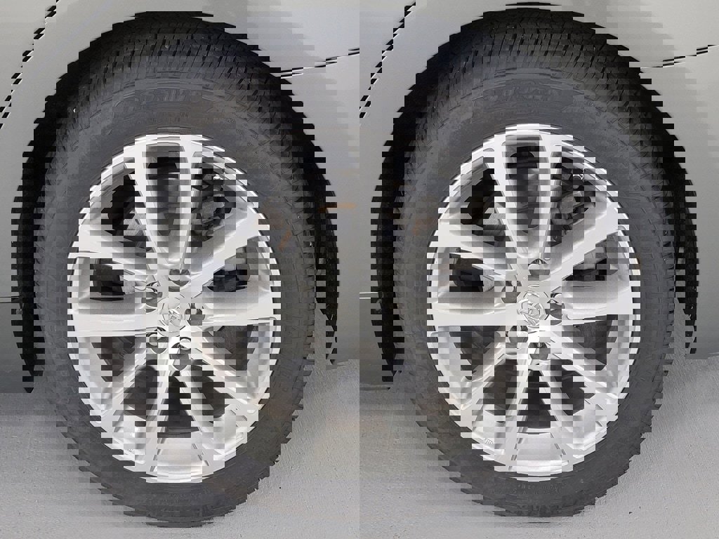 Used 2014 Toyota Avalon XLE Touring image 12