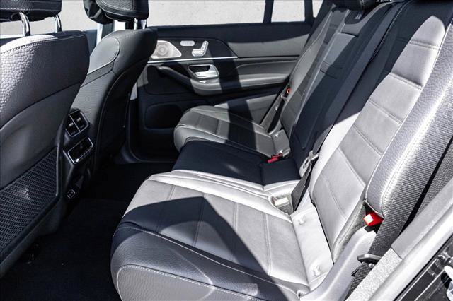 New 2026 Mercedes-Benz GLS 450 4MATIC image 21