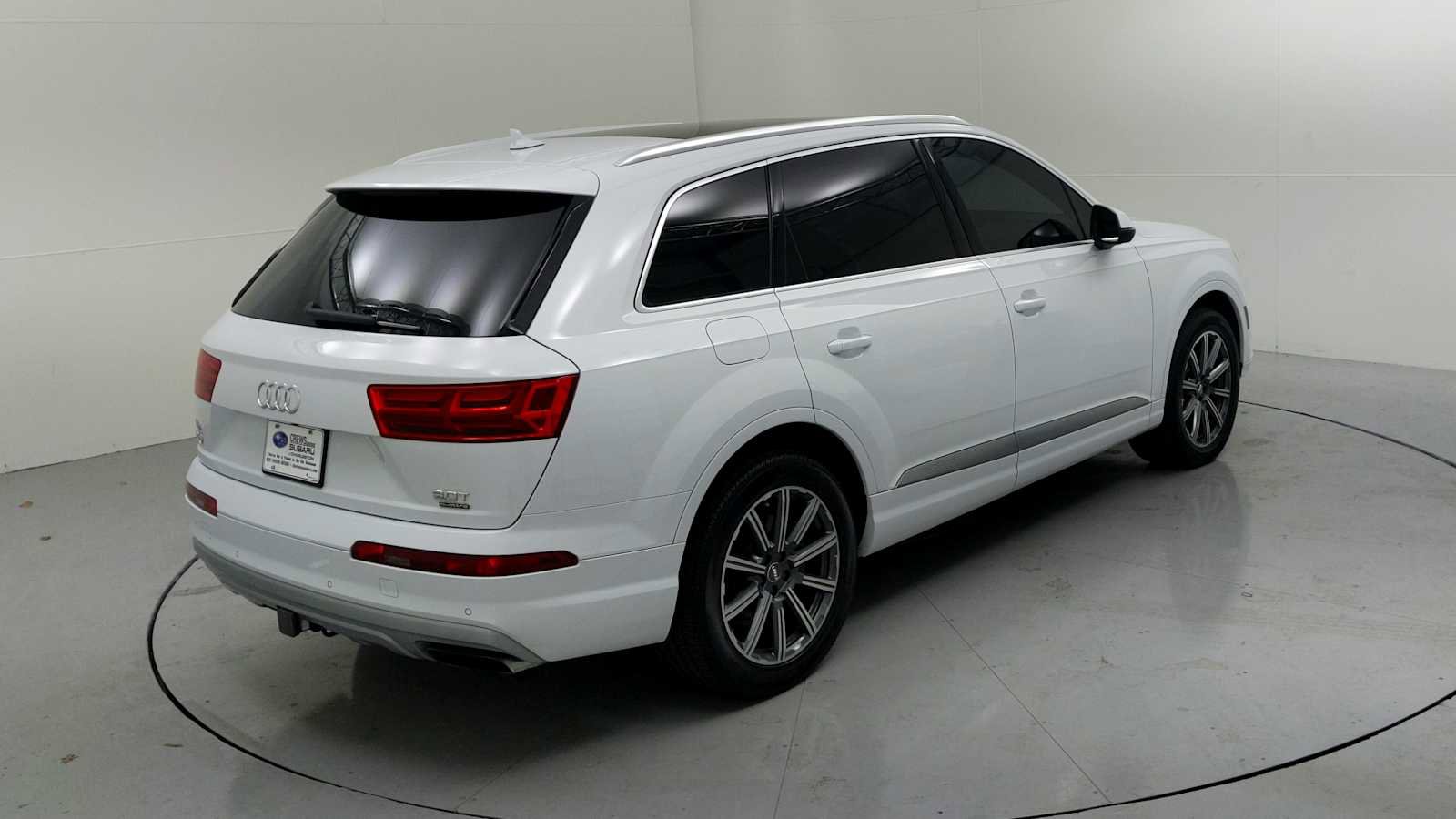 Used 2017 Audi Q7 3.0T Premium Plus AWD/4WD image 10
